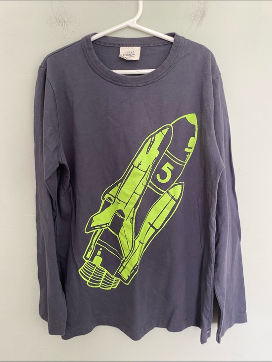 Mini Boden Other - Mini Boden Boy’s Gray Graphic Spaceship Long Sleeve Tee Shirt Size 9-10 yrs